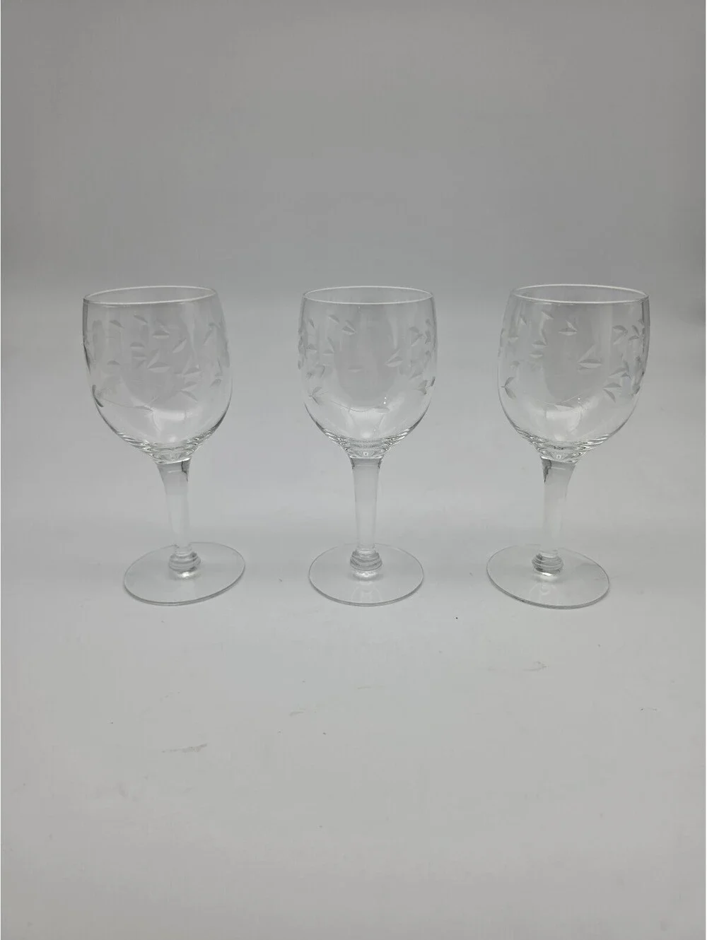 Set of 6 Princess House Clear Etched Red Wine Glasses with Leaf Pattern